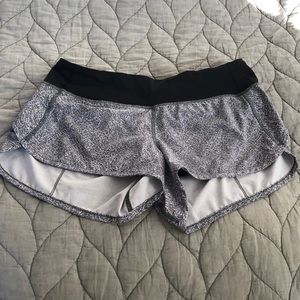 lululemon shorts!!